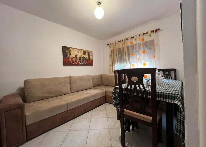 Rafaela Apartament Lungomare